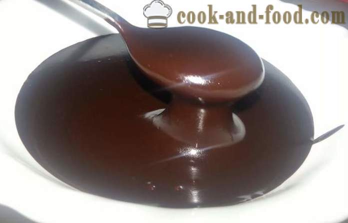 Najbolja čokoladna glazura s vrhnjem - recept kako napraviti glazuru od kakaa, kiselog vrhnja i maslaca, sa video