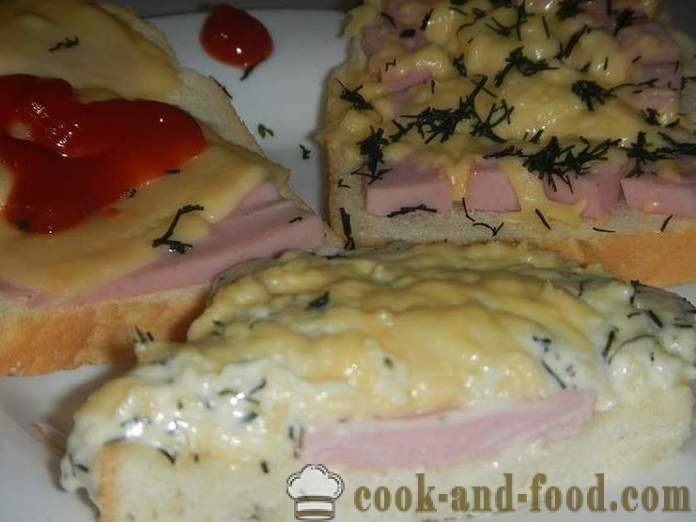 Jednostavni recepti za vruće sendviče sa sirom i kobasicama u žurbi