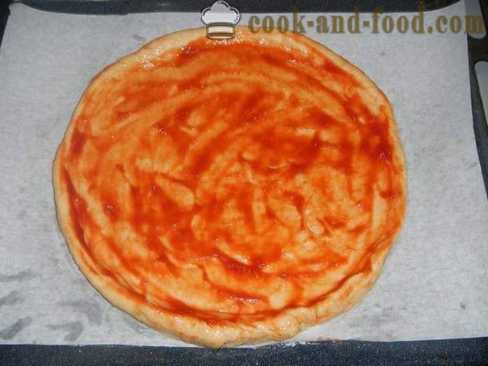Domaće pizzu u pećnicu - korak po korak recept sa slikom ukusna pizza dizanog tijesta