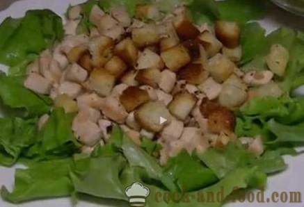 Cezar salata s croutons - klasičan recept sa fotografijama i videom. Kako pripremiti Caesar salata i preljev za salatu
